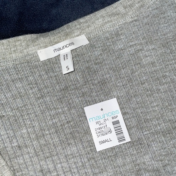 Women’s Cardigan NWT - Picture 3 of 7